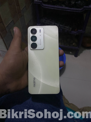 Realme c75